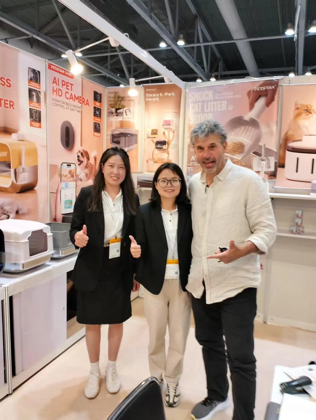 Auto Cat Litter Box Robot Machinery Large Electronic Smart Cat Toilet Closed Disposable Self Cleaning Automatic Litter Box Cat